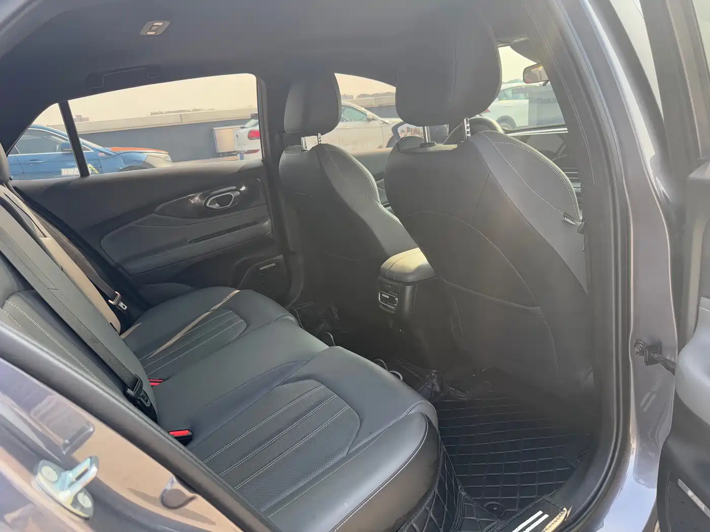GAC Trumpchi Trumpchi Emkoo 2024 Model 270T DCT Shadow Leopard R-Style Edition фото 10