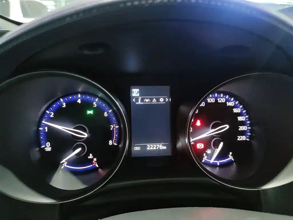 Toyota IZOA 2018 2.0L Speed Edition China VI фото 12