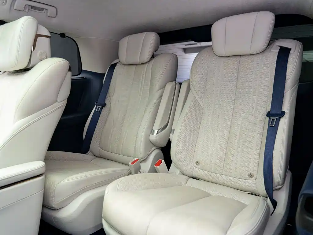 Buick Century 2023 2023 2.0T 6-Seat World Edition