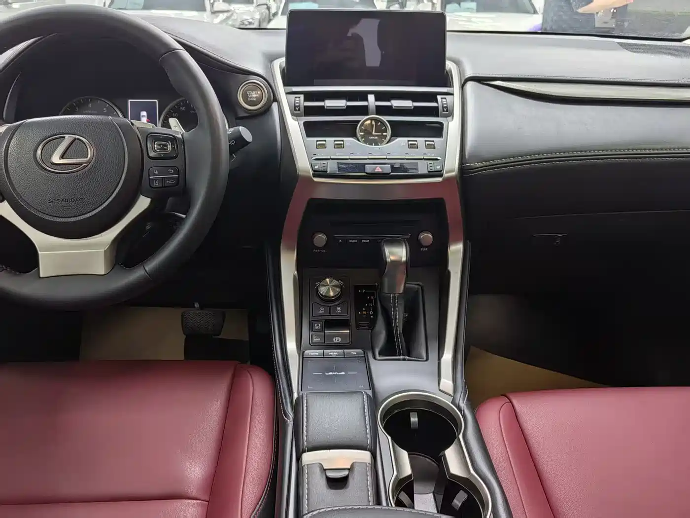 Lexus NX 2020 200 AWD F Sport China VI фото 8