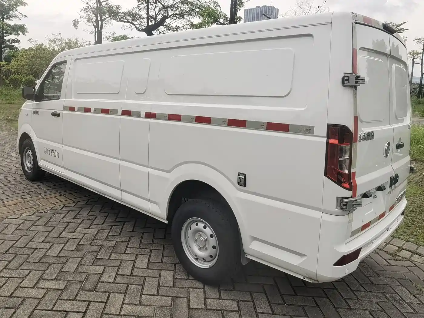 Dongfeng Yufeng EM27 2025 2024 EM27 EVE Power 41.86kWh