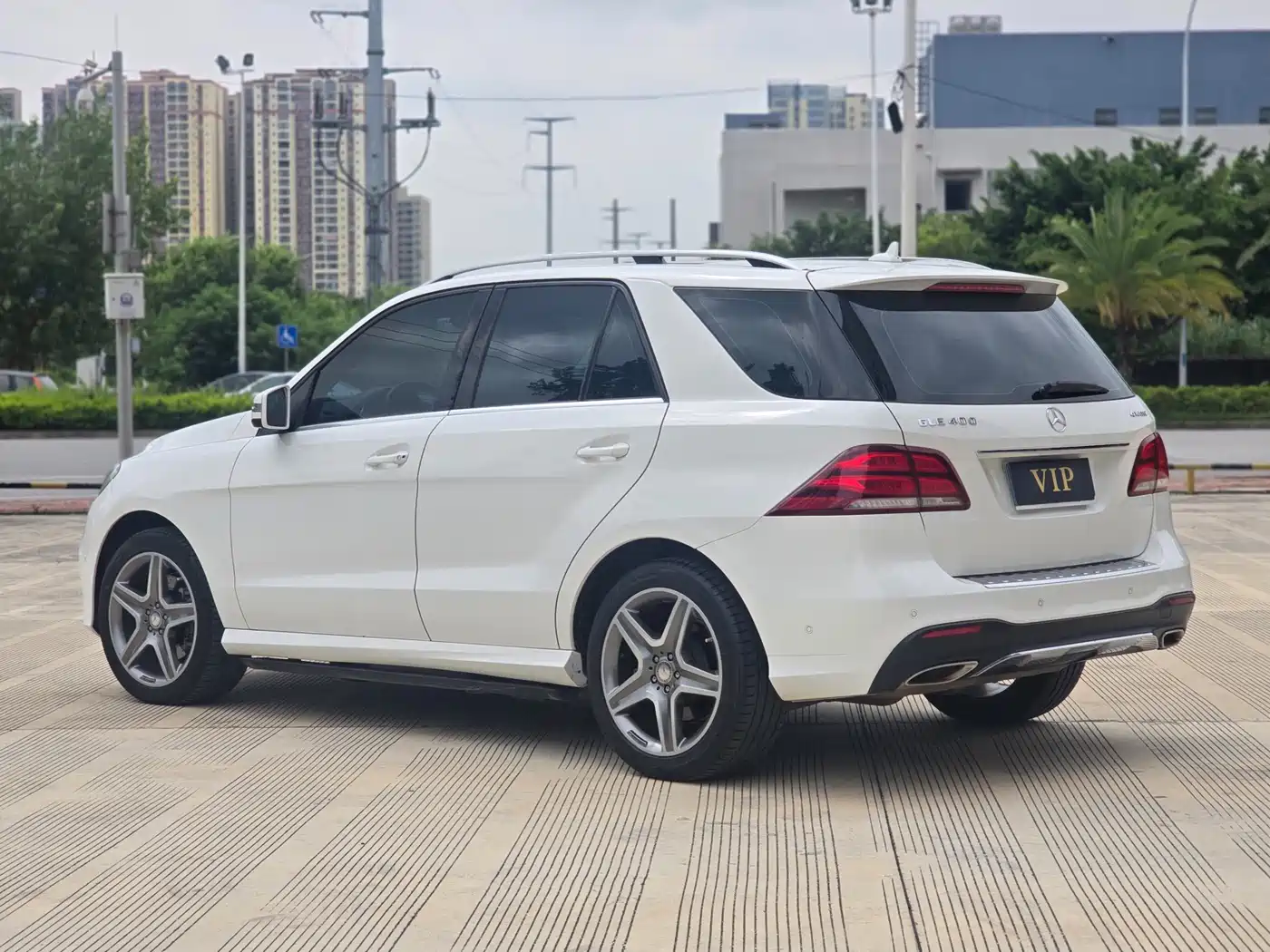 Mercedes-Benz GLE 2015 GLE 400 4MATIC фото 5