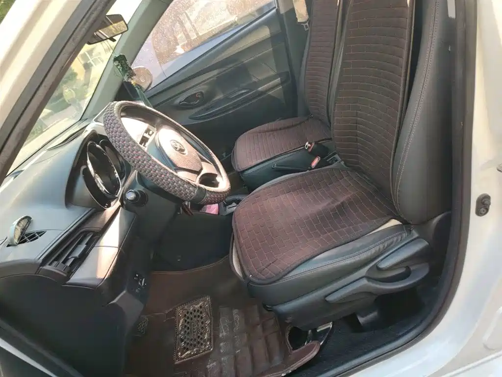 Toyota Vios 2017 1.5L CVT Pioneer фото 8