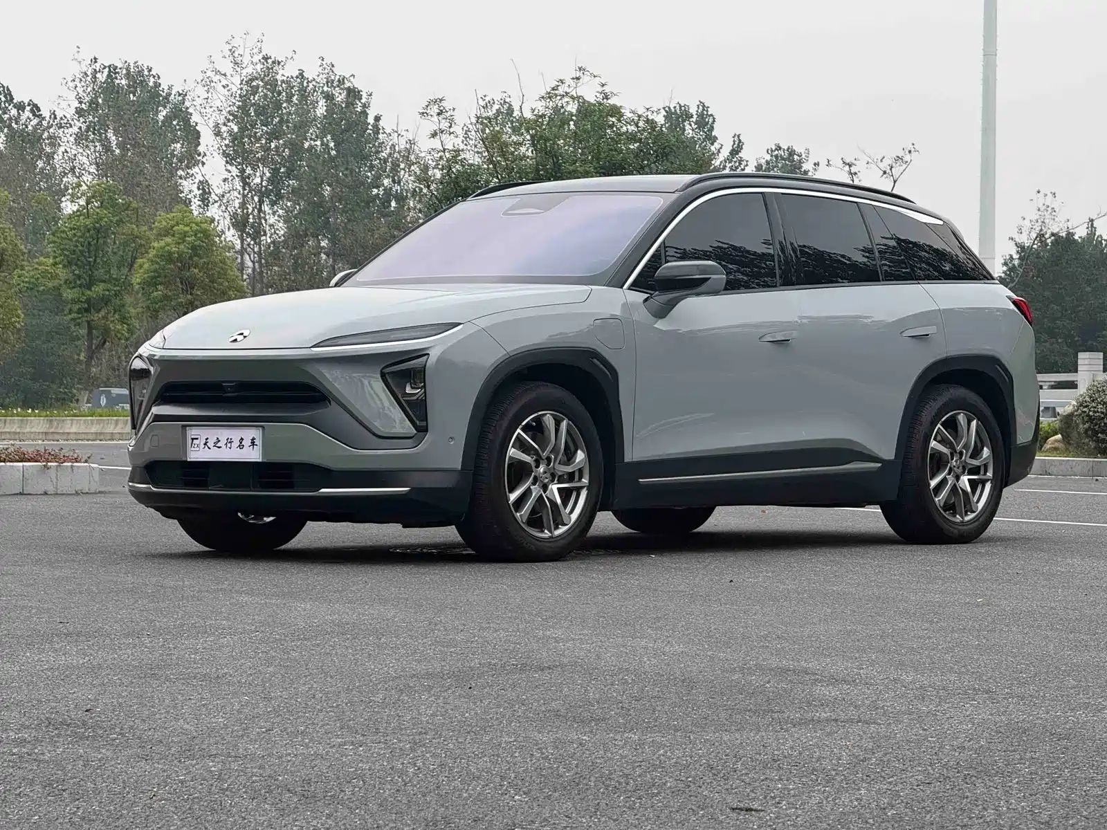 Фото 1 - NIO ES6