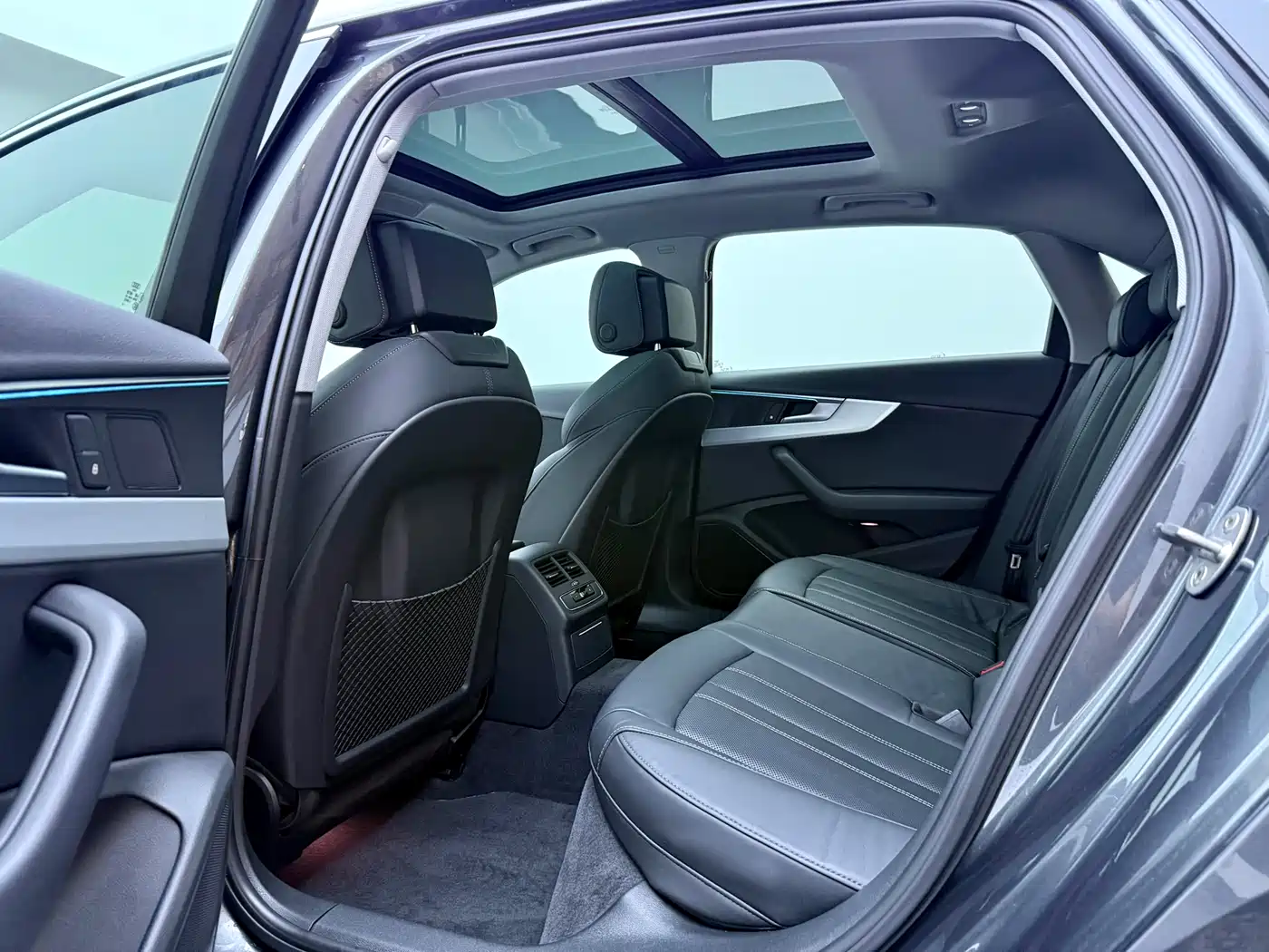 Audi A4L 2020 40 TFSI quattro Luxury Dynamic фото 6