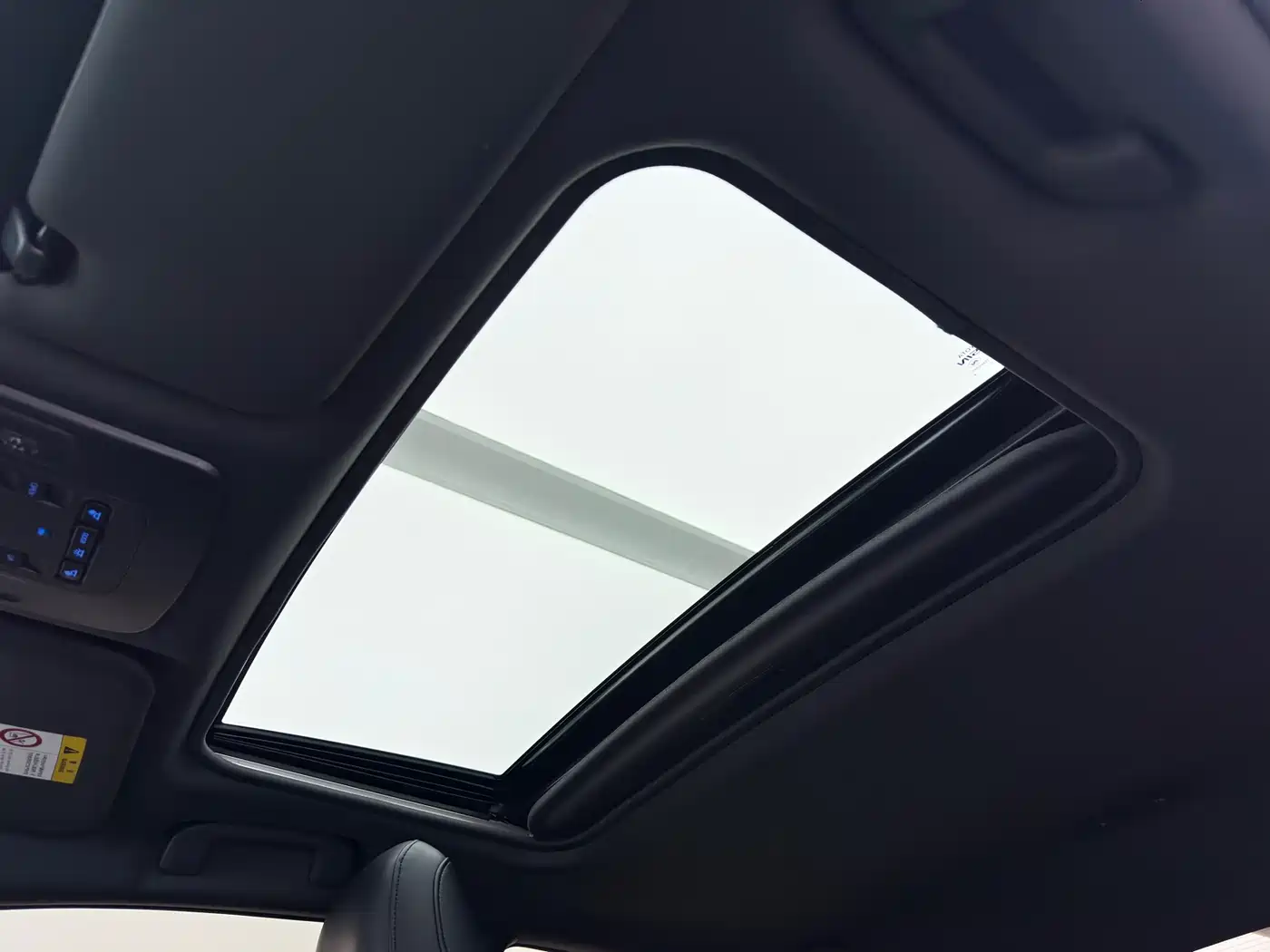 Toyota Avalon 2019 2.5L Progressive Edition China V фото 16
