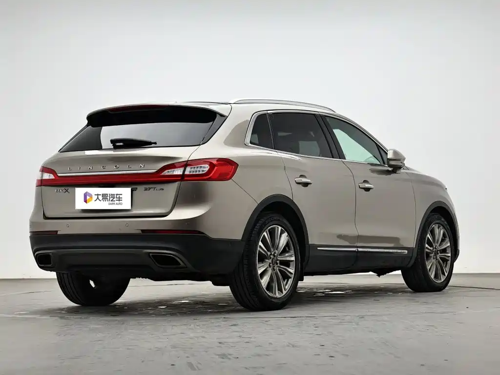 Фото 3 - Lincoln MKX