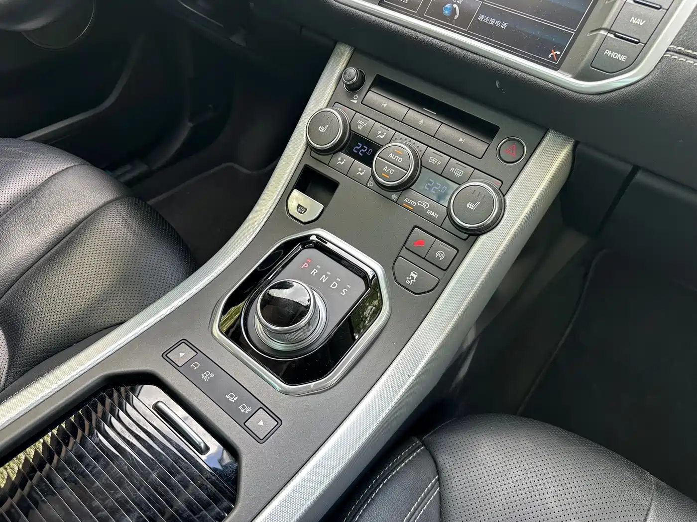 Land Rover Range Rover Evoque (Import) 2016 2015 2.0T 5-door Dynamic Edition