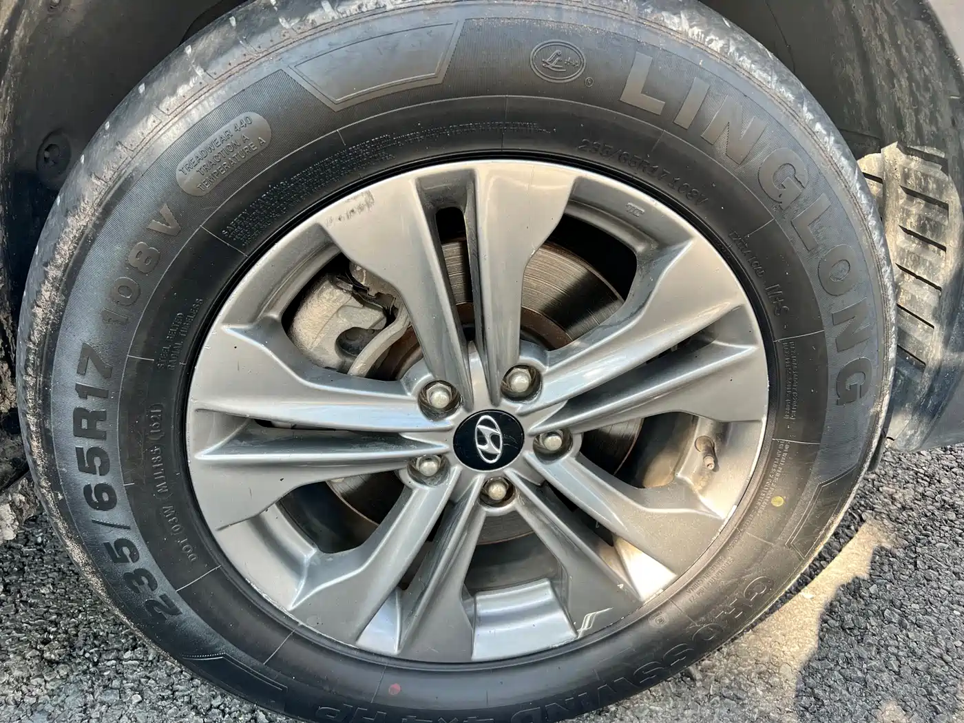 Hyundai Santa Fe 2015 2.4L Automatic 2WD Smart 5-seater фото 21