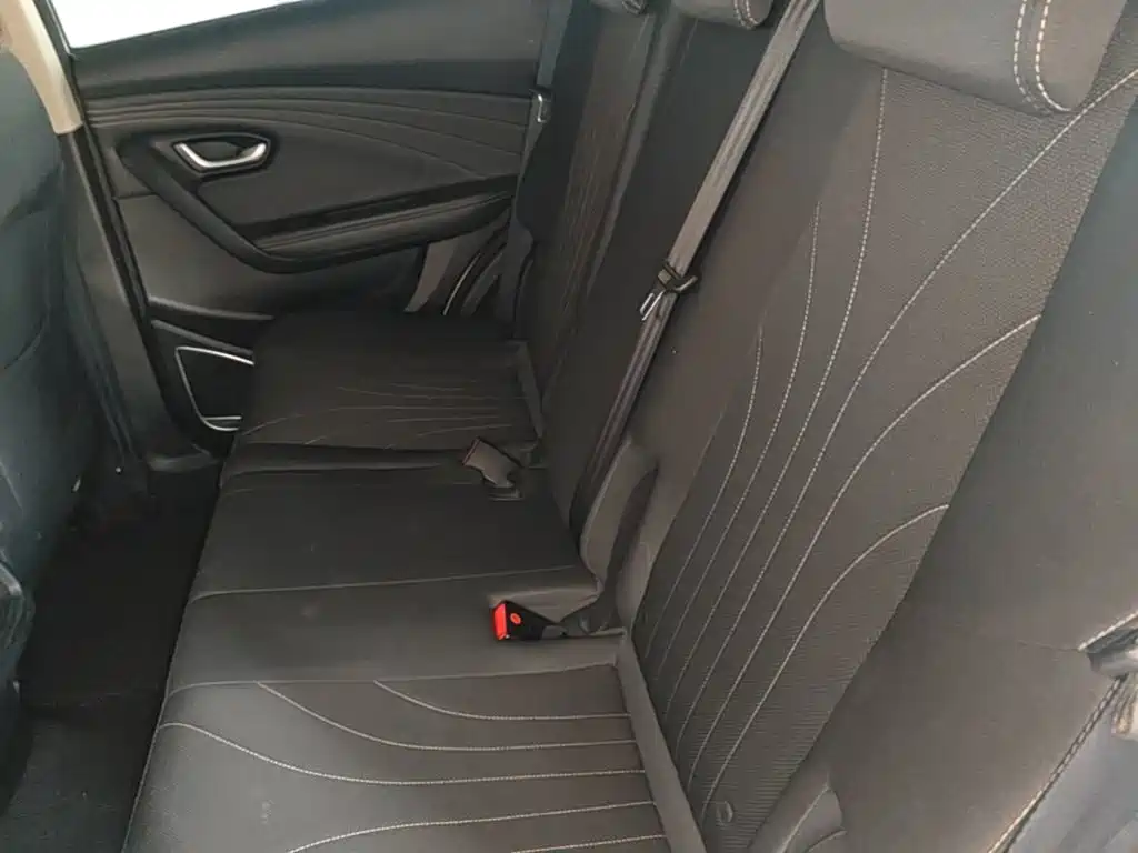 Jetour X70M 2022 2022 1.5T Manual Avant-garde Partner 5-seater