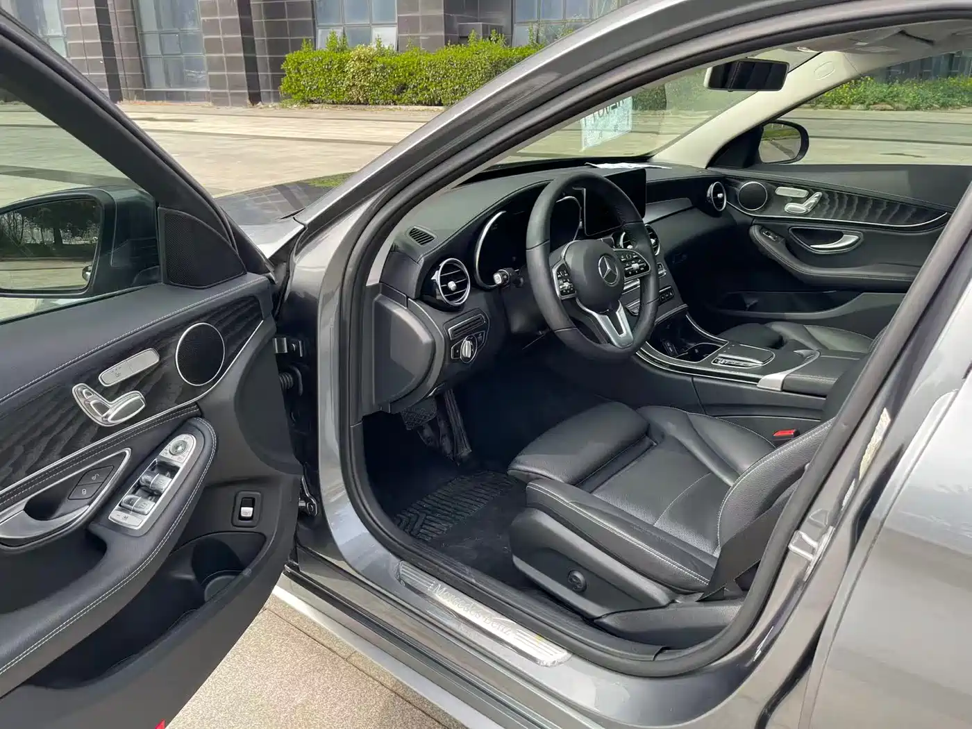 Mercedes-Benz C-Class 2019 C 260 L Sport фото 8