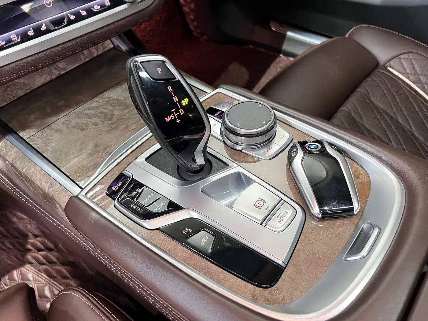 BMW 7 Series 2019 Facelift 740Li Leading Luxury Package фото 14