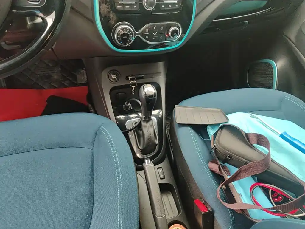 Renault Captur 2016 2015 1.2T Automatic Comfort Edition