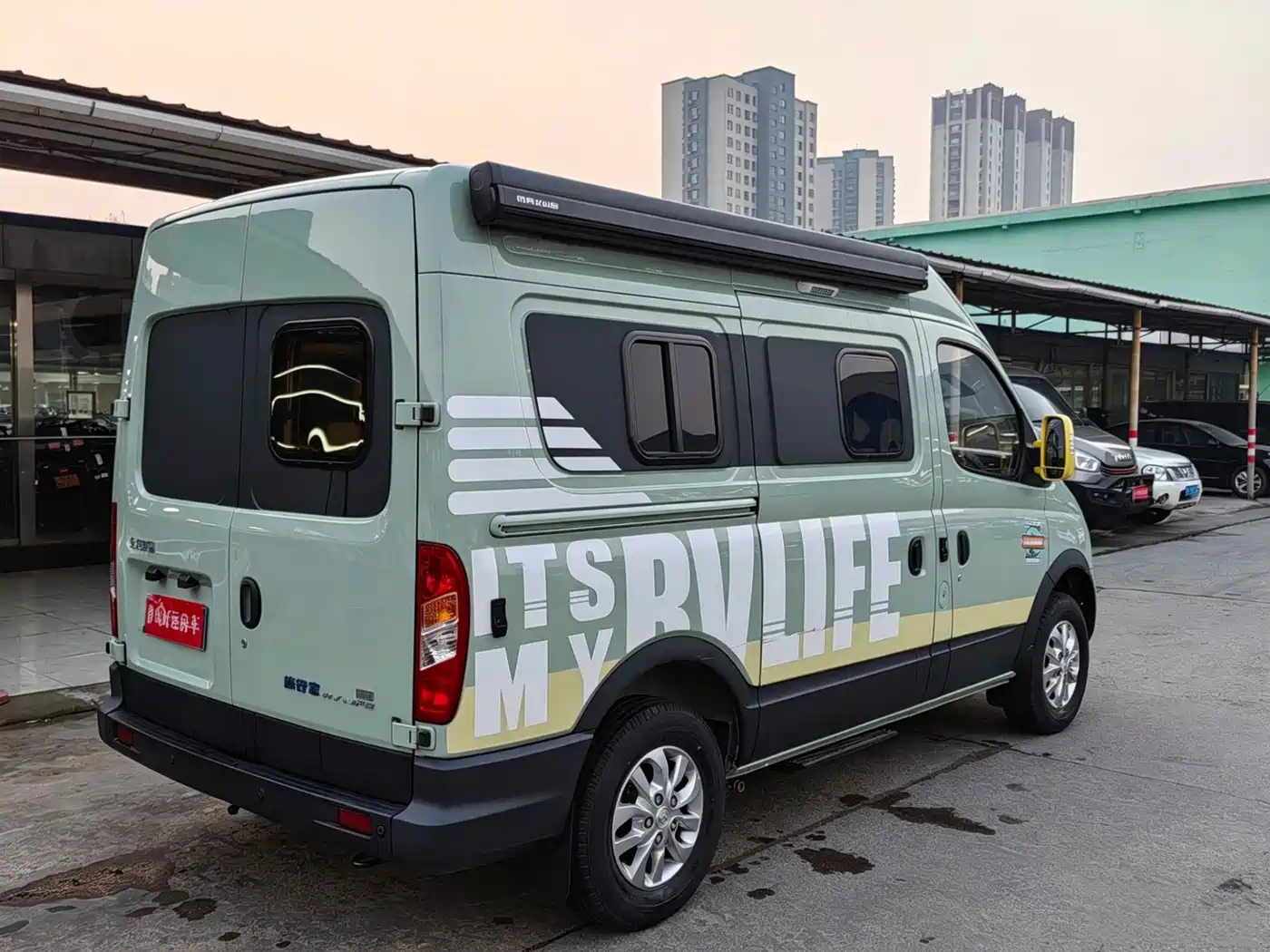 SAIC Maxus V80 RV 2022 2.0T Traveler RVLIFE Camping Edition фото 18