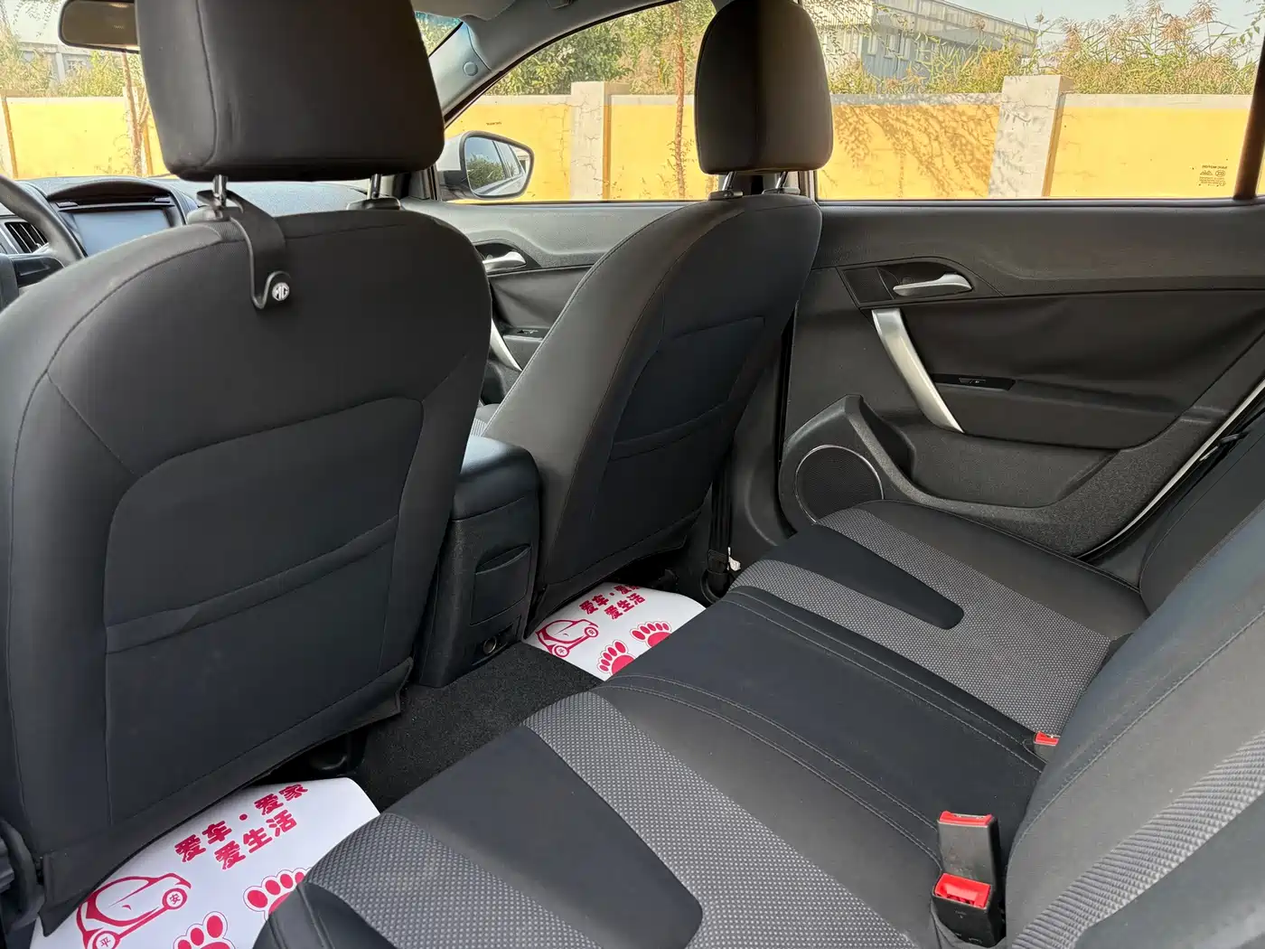 MG MG5 2014 2012 1.5L Automatic Luxury Edition