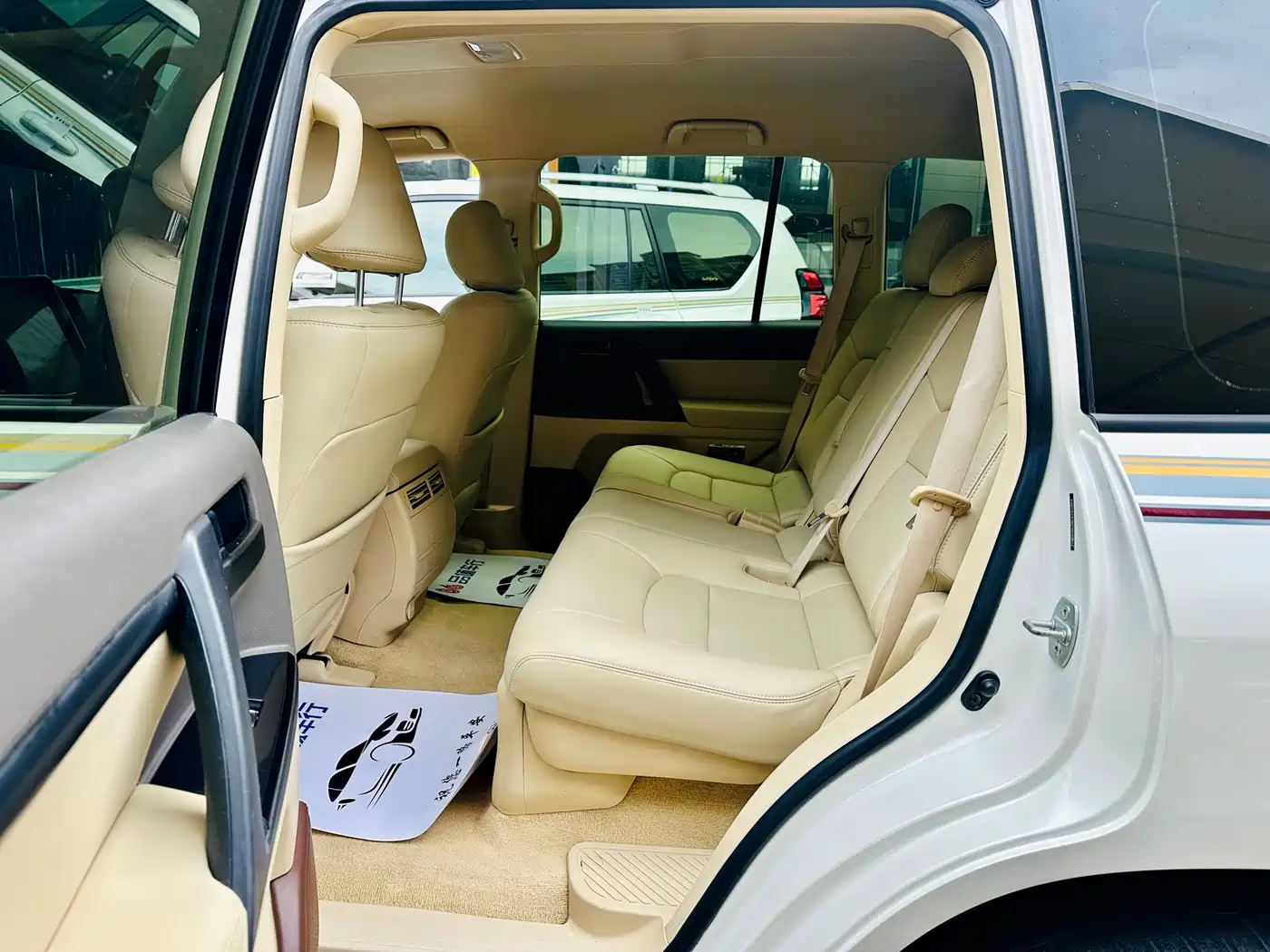 Toyota Land Cruiser (Import) фото 7