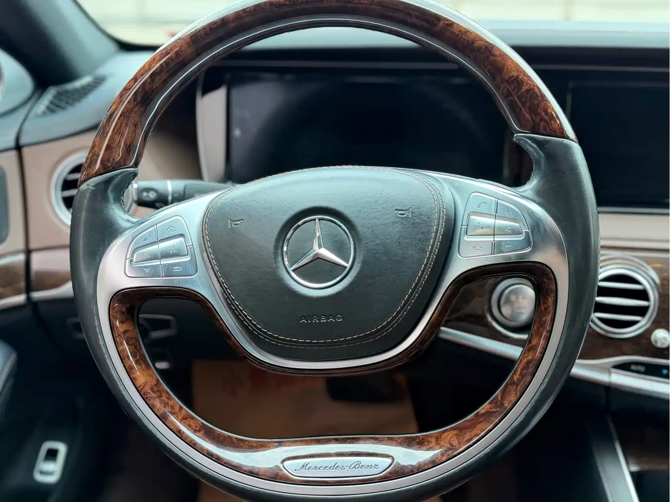 Mercedes-Benz S-Class 2016 S 320 L Business Edition фото 8
