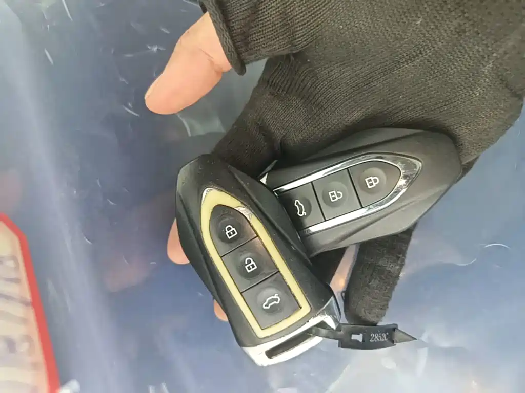 Zotye SR7 2016 2016 1.5T CVT Magic Cube Heart Edition China V