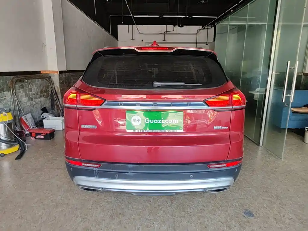 Фото 6 - Geely Boyue
