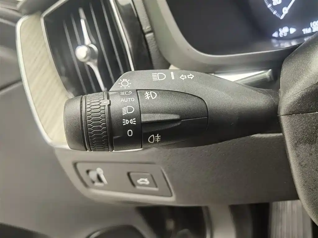 Volvo XC60 2020 T5 AWD Inscription Luxury Edition фото 21