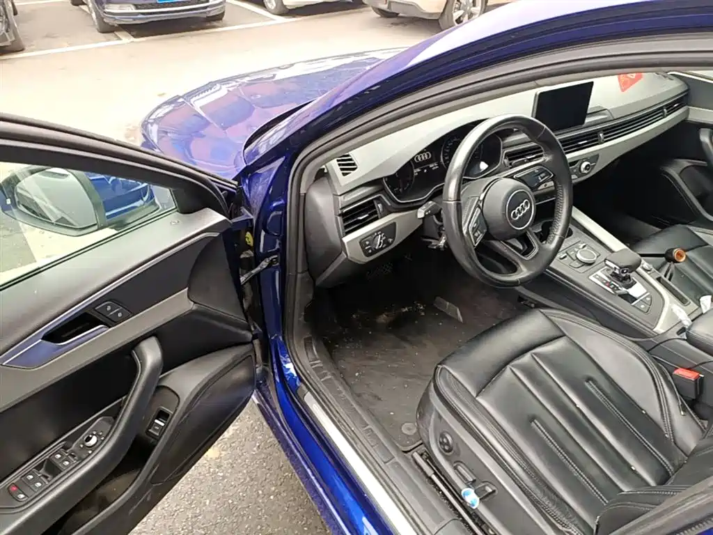 Audi A4L 2017 Plus 40 TFSI Progressive фото 16