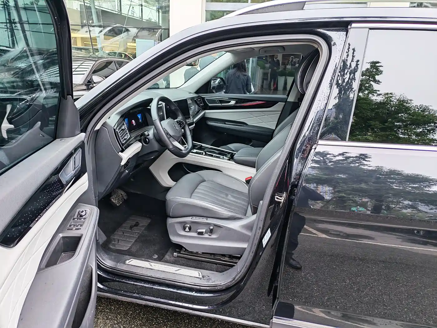 Volkswagen Teramont 2022 380TSI 4MOTION Premium Luxury фото 14