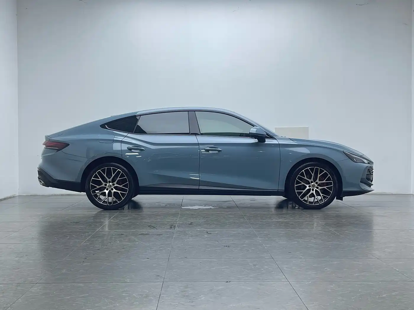MG MG7 2026 2026 Model 2.0T 405 AT Luxury Edition