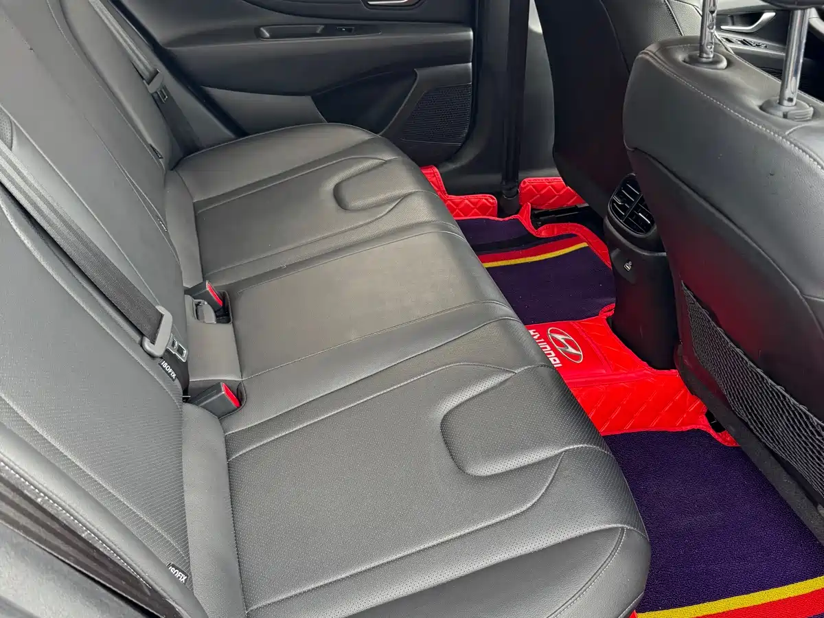 Hyundai Elantra 2021 1.5L CVT GLX Elite Edition фото 17