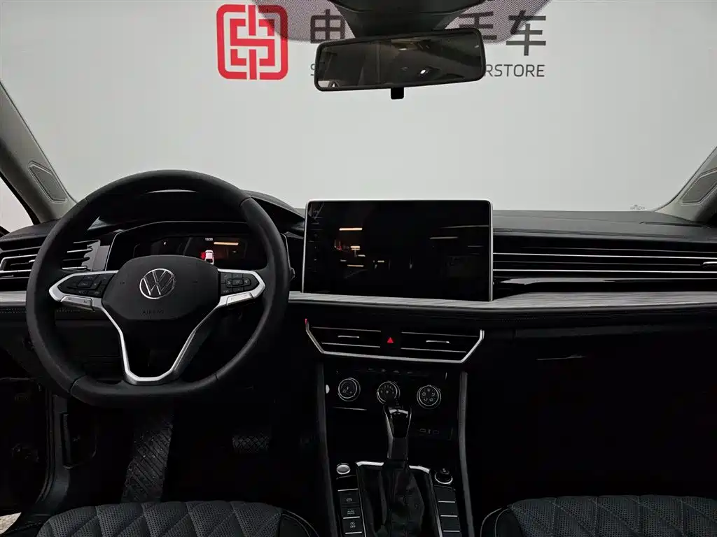 Volkswagen Sagitar 2023 300TSI DSG Surpassing Edition фото 15