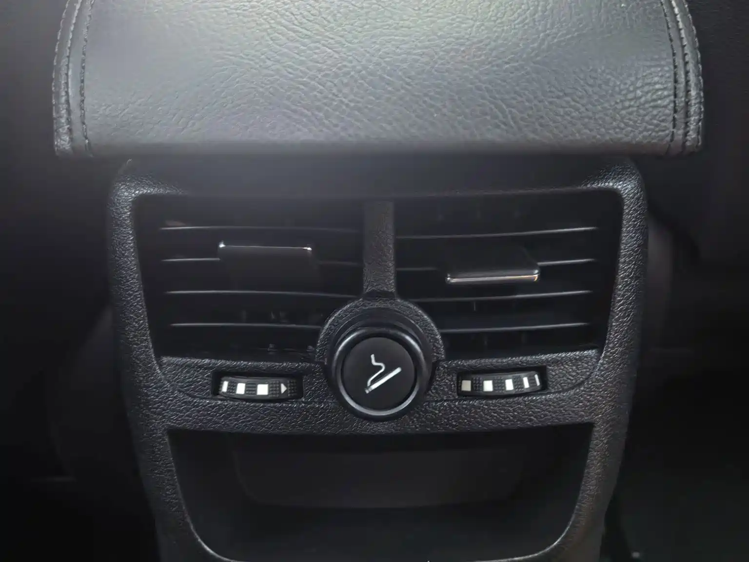 صورة 18 - Peugeot 508