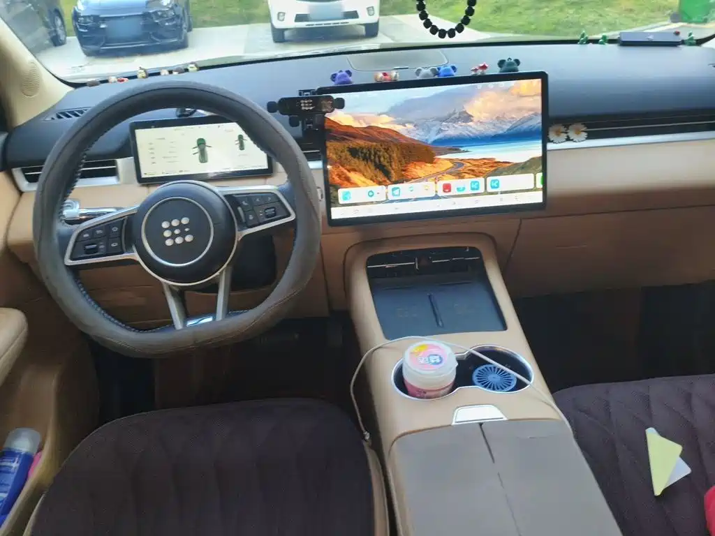 Landian E5 PLUS 2025 2025 Model 165km Long Range PLUS 7-seater