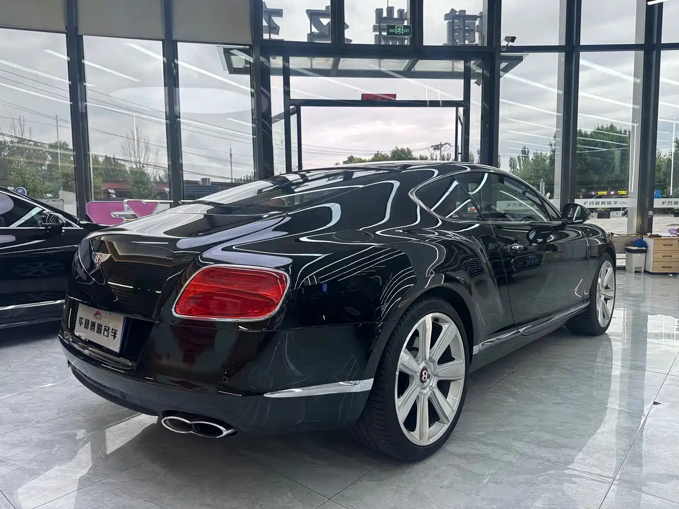Bentley Continental 2014 4.0T GT V8 S Standard фото 16
