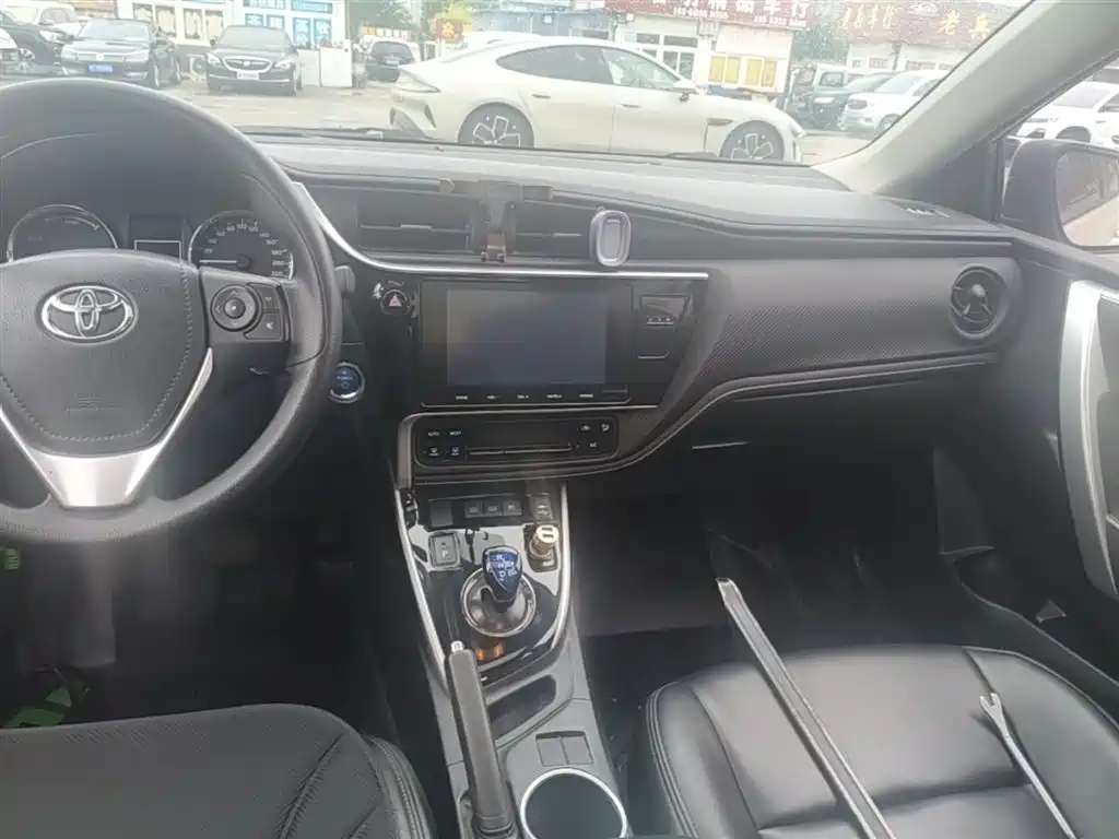 Toyota Levin Twin Engine E+ 2019 1.8PH GS E-CVT Elite Sunroof Edition фото 13