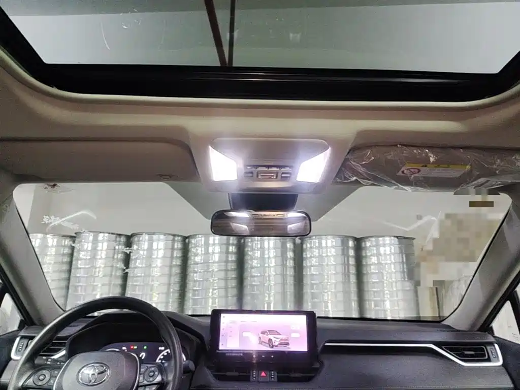 Toyota RAV4 Rongfang 2023 Hybrid 2.5L E-CVT 2WD Elite Edition фото 15