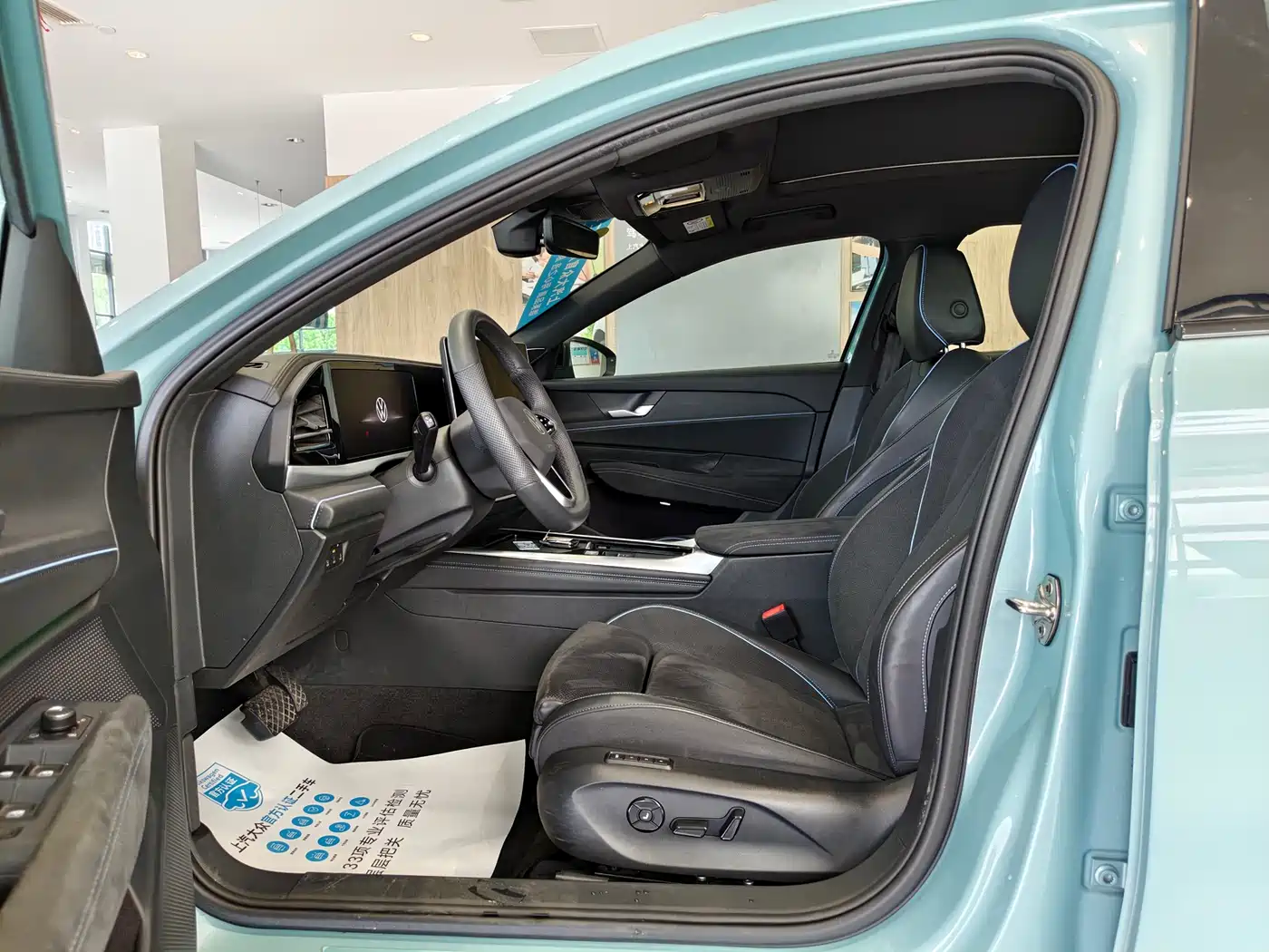 Volkswagen Passat 2025 Model Pro 380TSI Starlight Dragon Premium Edition фото 8