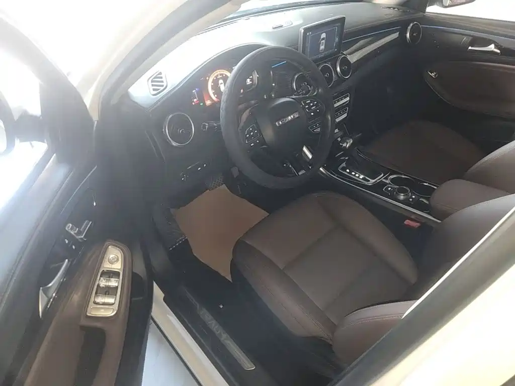 Junma MEET 3 (Meitu 3) 2019 2018 1.5T CVT Luxury Edition