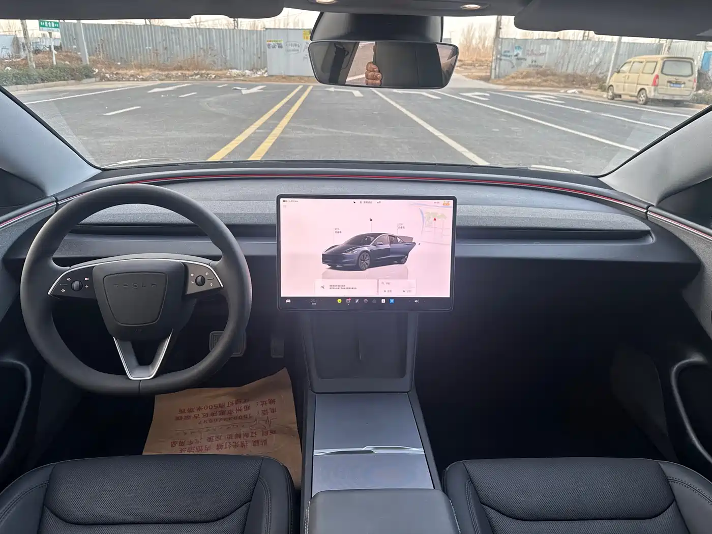 TESLA MODEL 3
