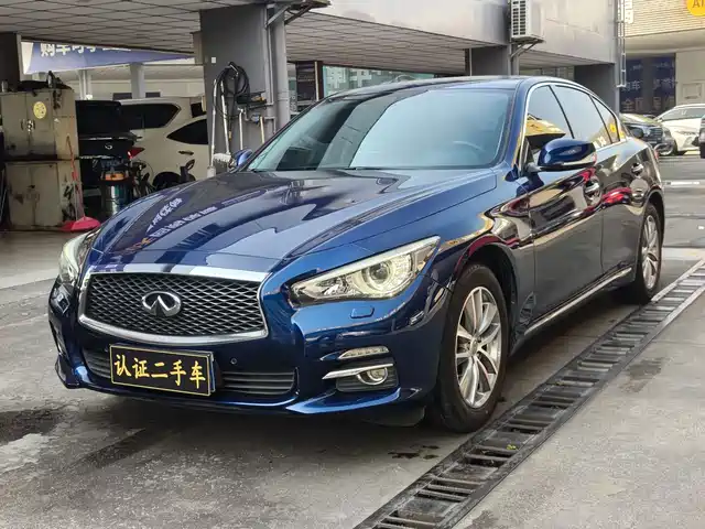 INFINITI Q50L