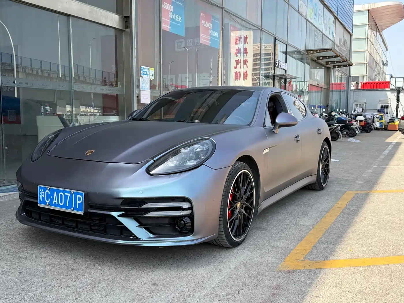 Porsche Panamera 2010 Panamera 4 3.6L фото 2