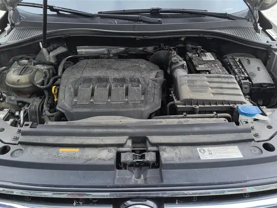 Volkswagen Tiguan L 2022 330TSI Auto 2WD R-Line Premium Edition фото 10