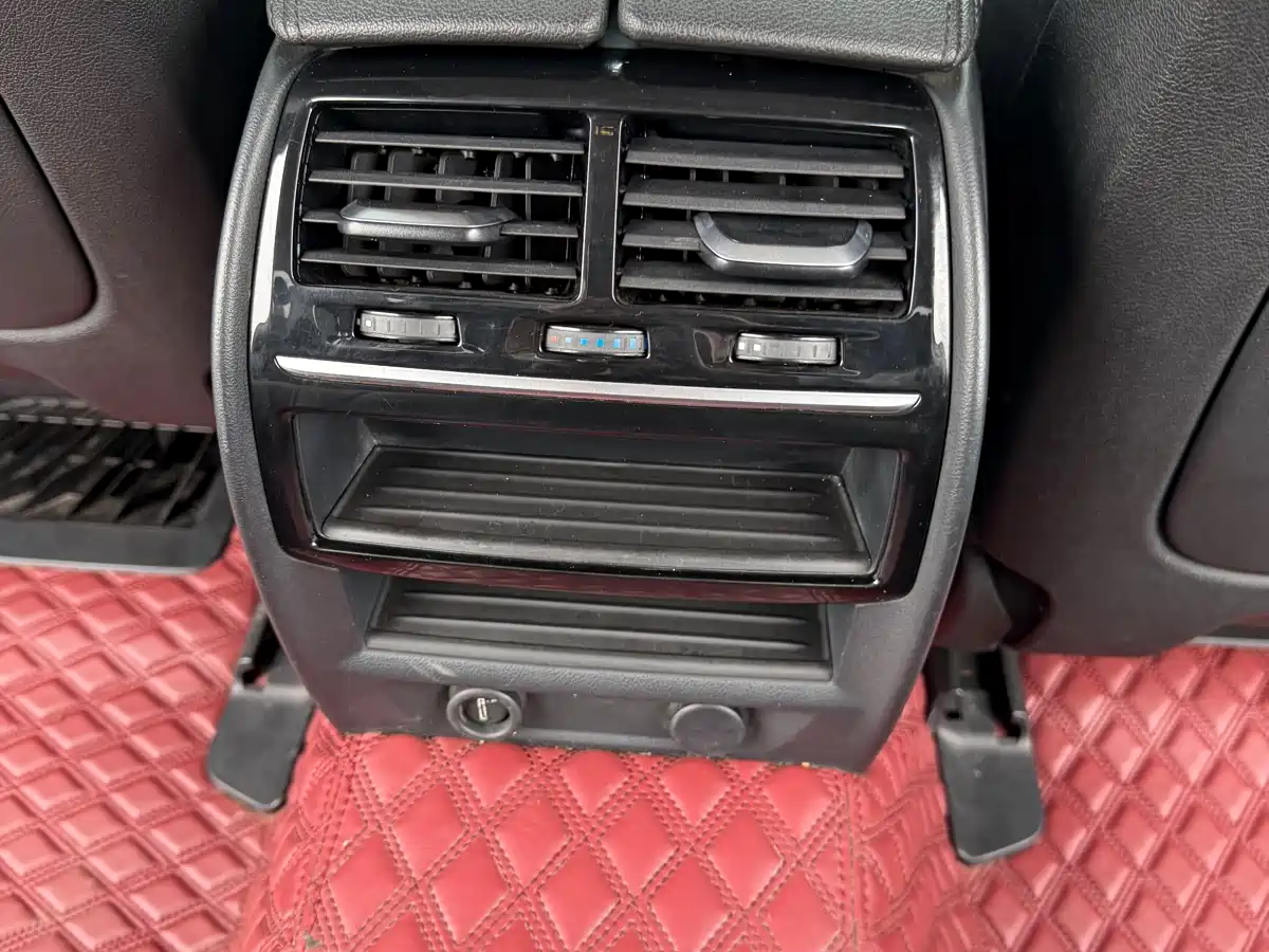 BMW 5 Series 2018 525Li Luxury Package фото 16