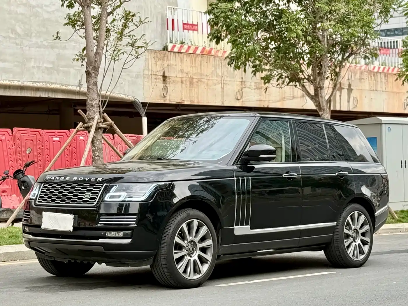 Land Rover Range Rover 2013 5.0 SC V8 AB Ultimate Genesis Edition фото 3