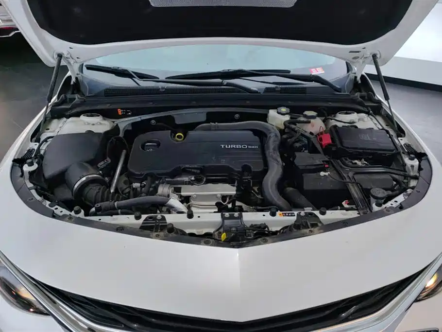 Chevrolet Malibu XL 2023 1.5T RS Edition фото 10