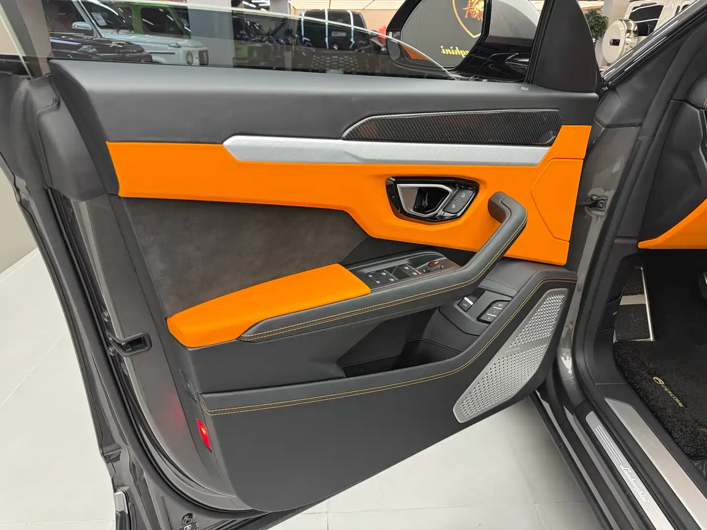 Lamborghini Urus 2021 4.0T V8 фото 17