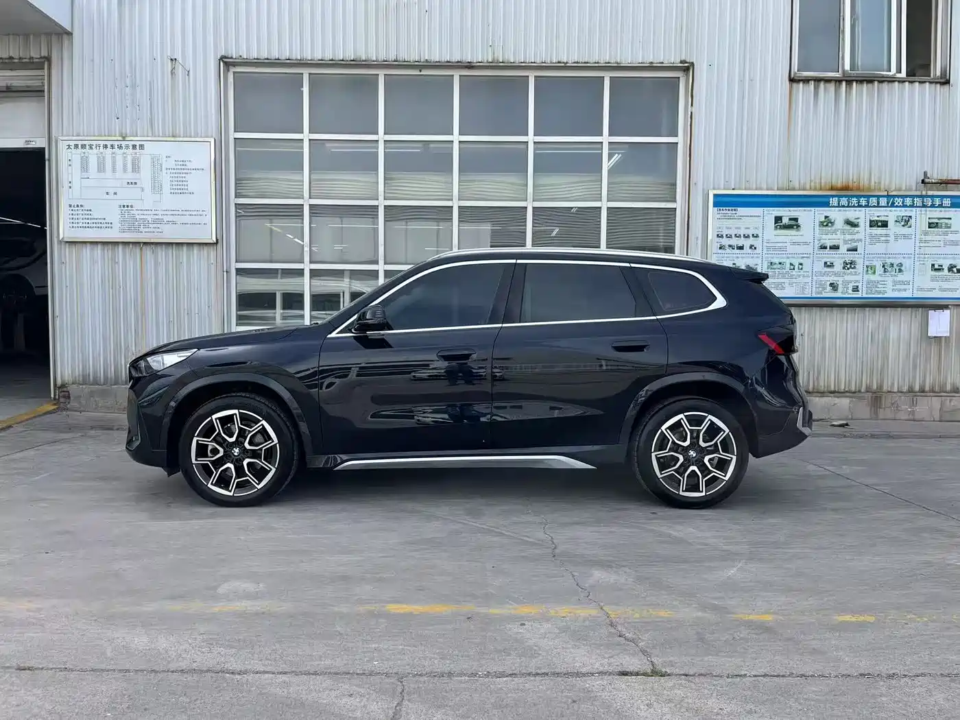 BMW X1 2025 sDrive25Li X Design Package фото 3