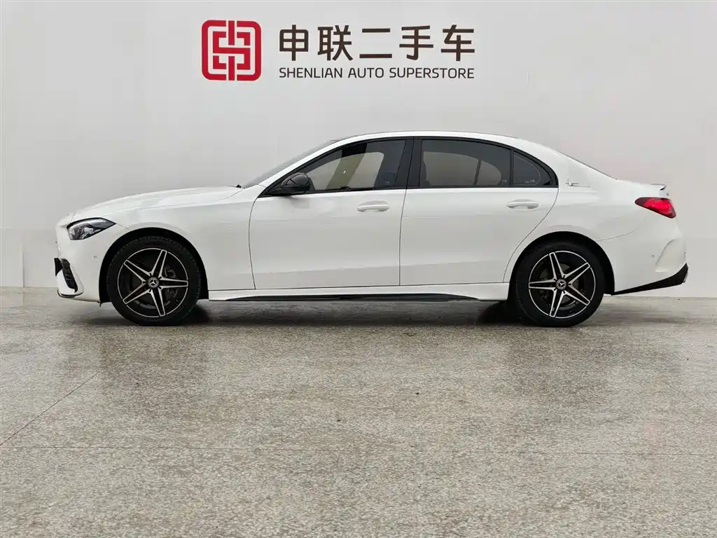 Mercedes-Benz C-Class 2023 Facelift C 260 L Night Sport Edition фото 5