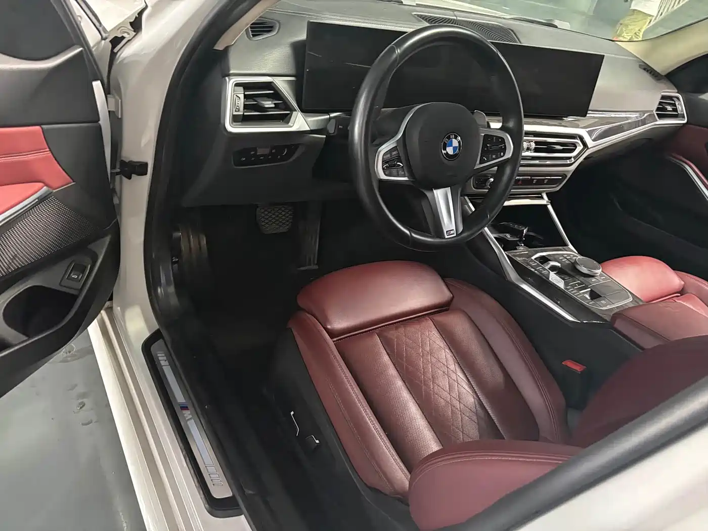 Photo 7 - BMW 3 Series