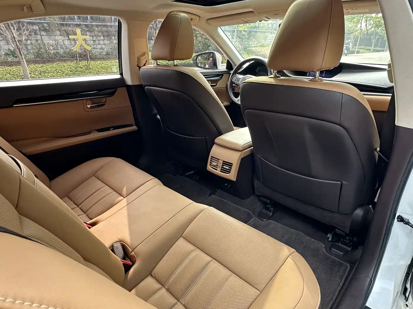 Lexus ES 2015 300h Comfort Edition фото 8