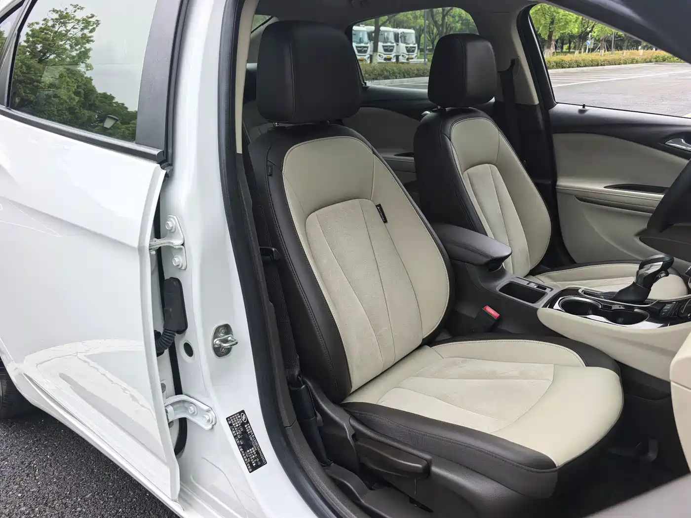 Buick Verano 2017 Sedan 15S Automatic Leading фото 25
