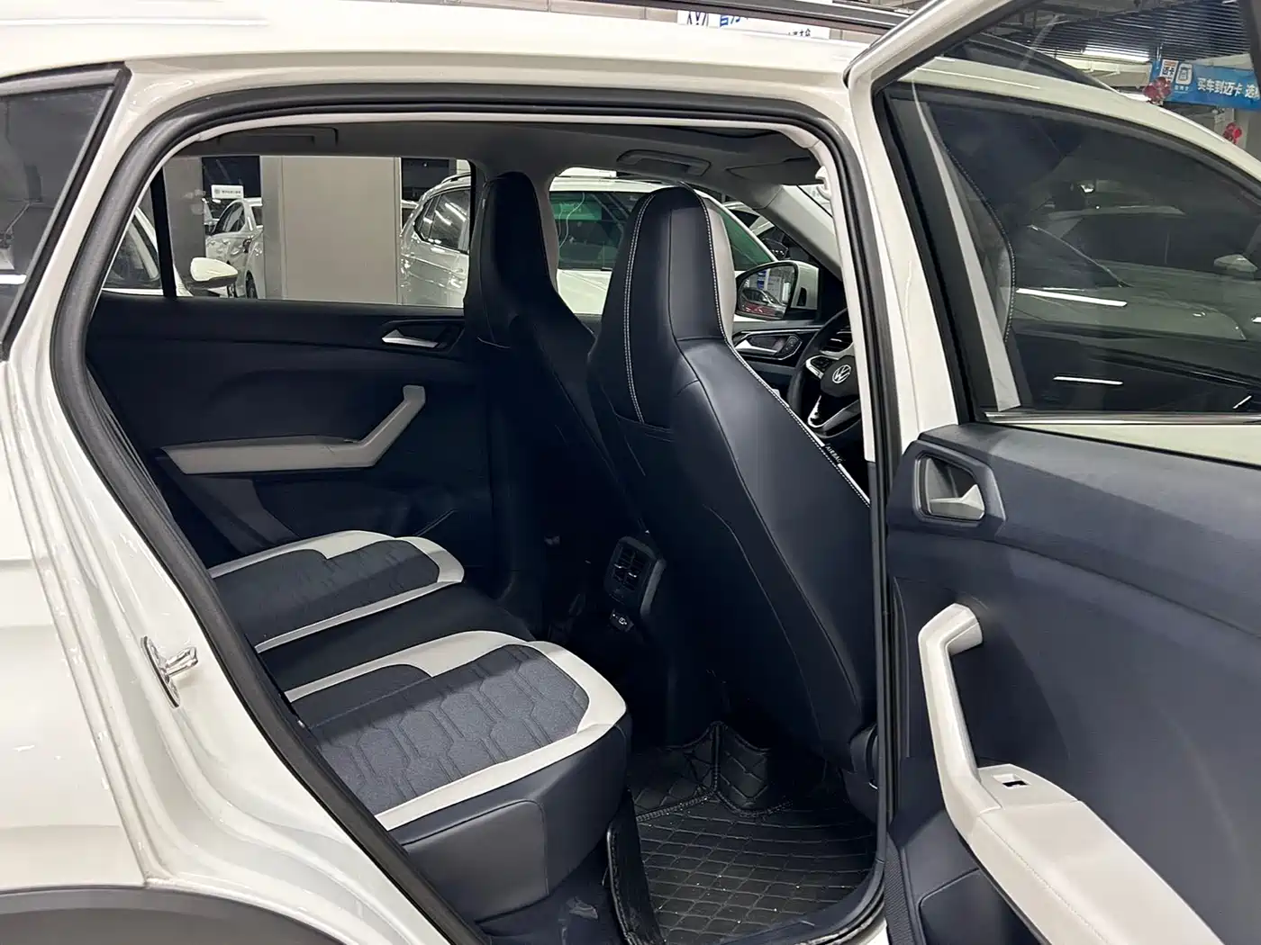 Volkswagen Tharu 2025 New Edge 1.5L Aspiration Edition фото 11